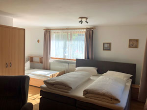 3-Bett-Zimmer